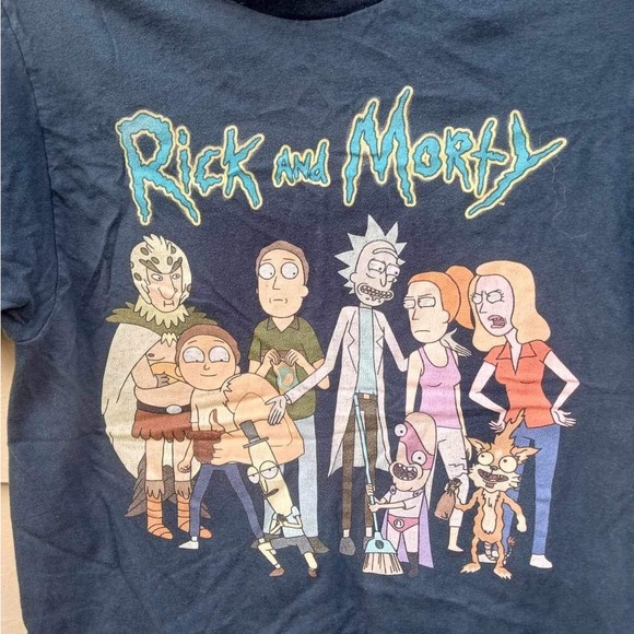 Rick and morty shirt - Picture 4 of 5
